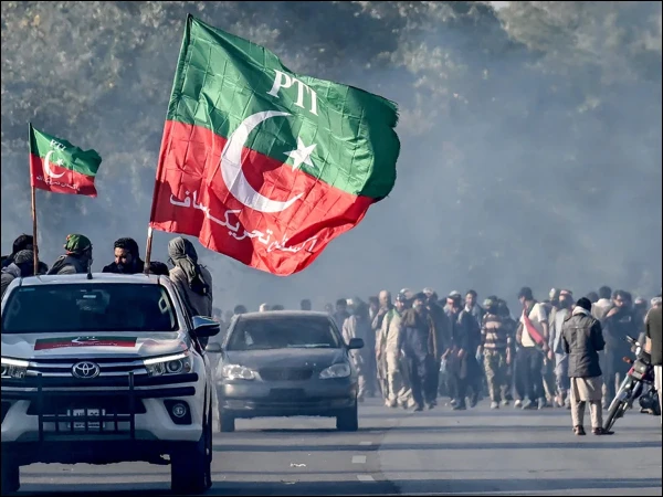 پی ٹی آئی کا احتجاج، مبینہ آڈیو سامنے آگئی، تربیت یافتہ غنڈے لاہور لانے کے منصوبے کا انکشاف