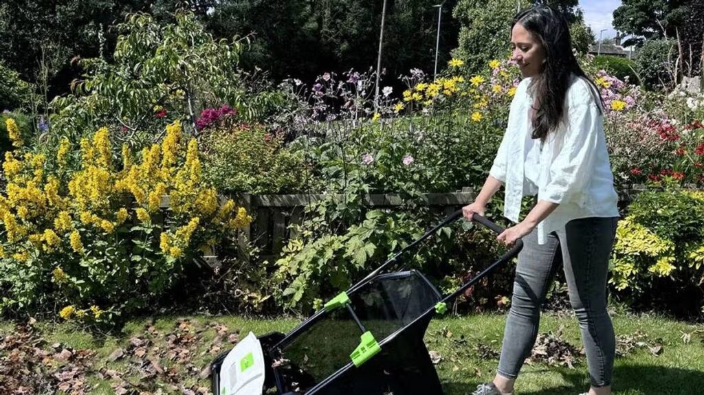 Gardeners have hours left to snap up double discount on genius autumn gadget