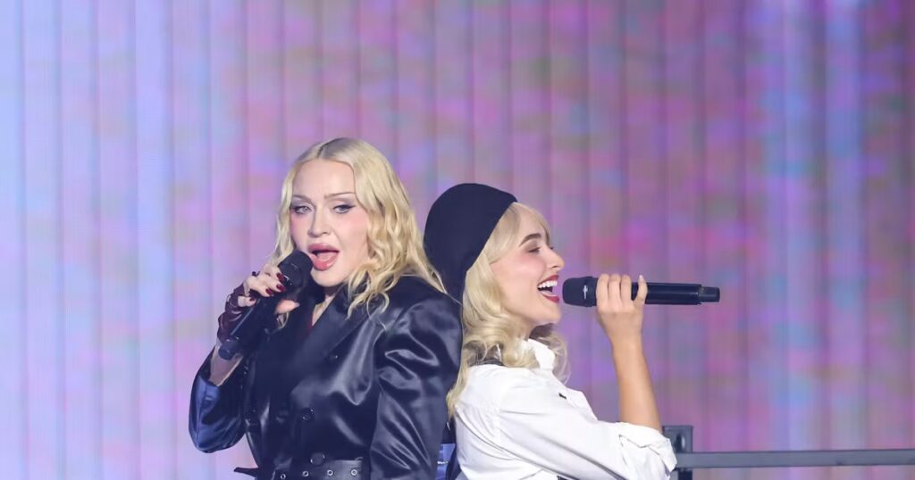 VMAs 2026: Best Memes & Viral Moments