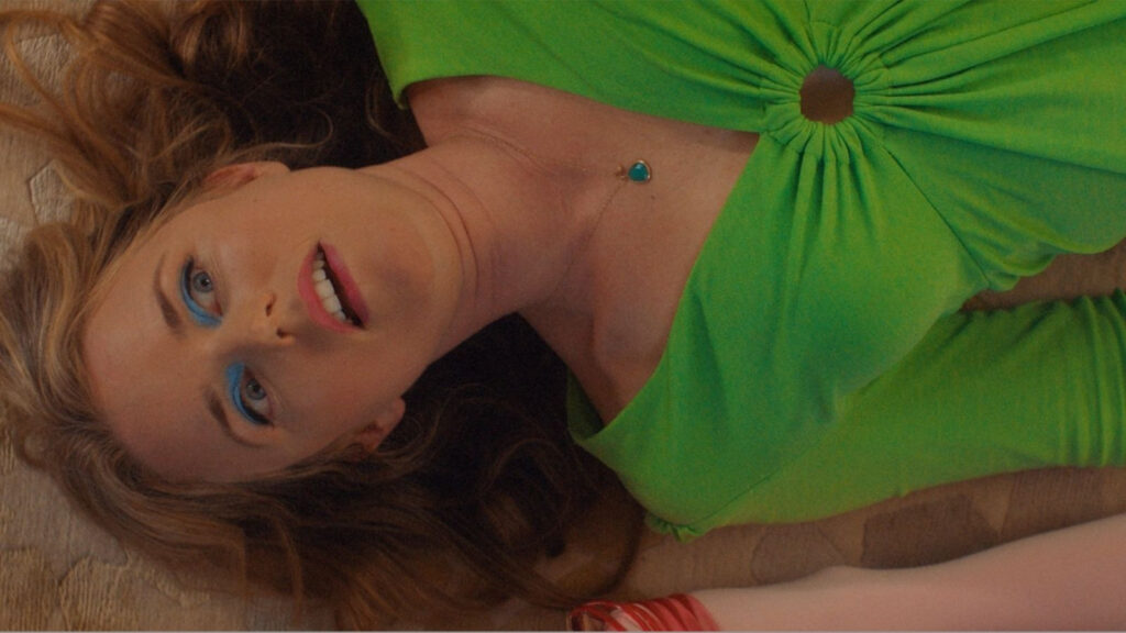‘Floored’ Review: A Darkly Funny Exploration of Motherhood and Identity