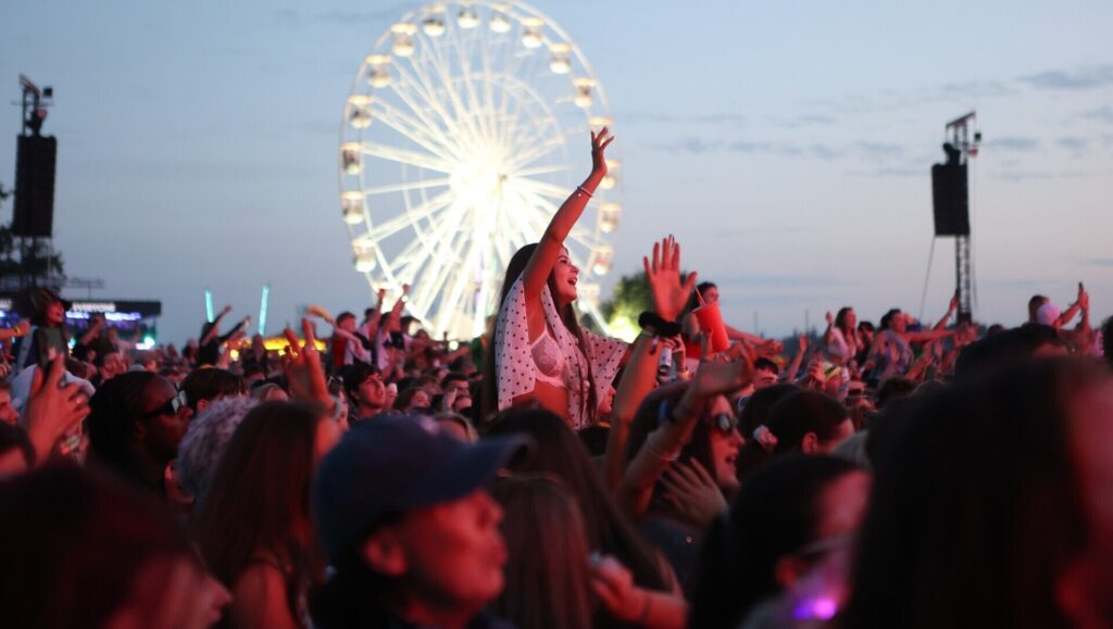 Electric Picnic, Day 1 review: Zara Larsson, Lewis Capaldi, and female urinals among the stars 
