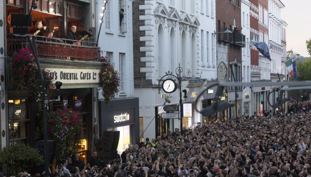 U2 perform impromptu Grafton Street gig following Mount Temple homecoming
