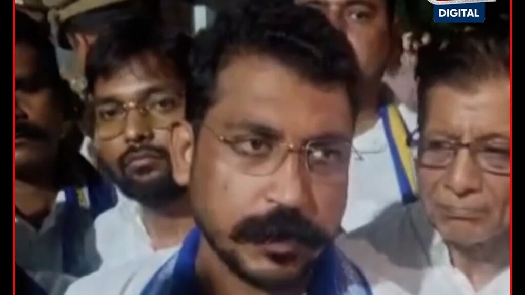 बाराबंकी में सांसद चंद्रशेखर आजाद के काफिले पर हमला