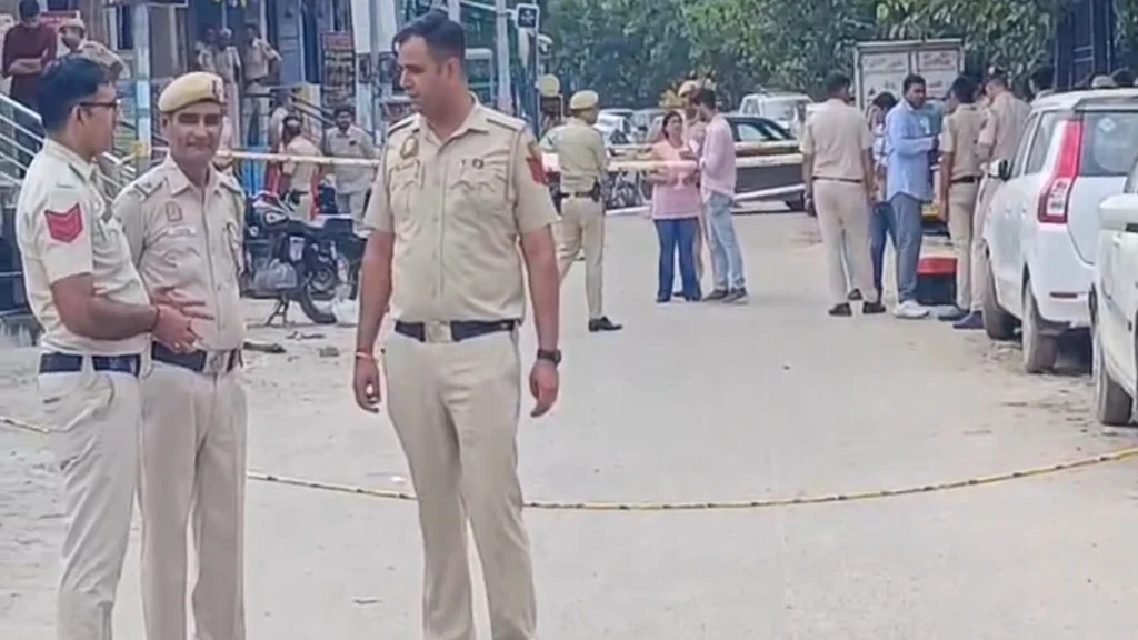 एक महीने में दूसरी बार दिल्ली दहली, आया नगर हत्याकांड के बाद गैंगस्टर हिमांशु भाऊ की पोस्ट से सनसनी – aya nagar delhi gym trainer vijay murder himanshu bhau claims responsibility lclar
