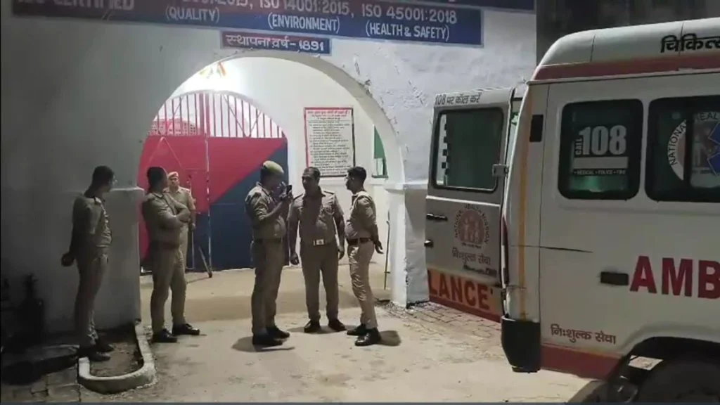 बेडशीट काे फाड़कर बना लिया फंदा, सुल्तानपुर जेल में 21 साल के कैदी ने पेड़ से लटक कर दे दी जान – sultanpur jail 21 year old prisoner suicide neem tree bedsheet pocso kidnapping lclg