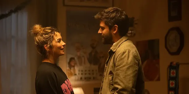 All That She Wants Review: Welcome Annie Murphy to Rom-Com Queen Club