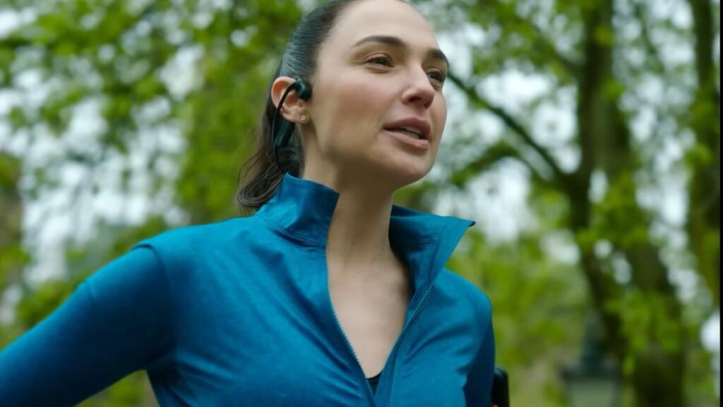 ‘The Runner’ movie review: Gal Gadot runs flat out to save this generic thriller