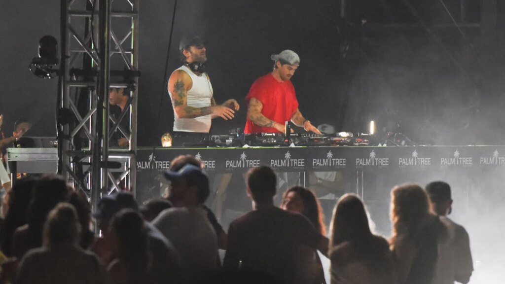14 People Hospitalized During the Chainsmokers’ Concert in San Jose