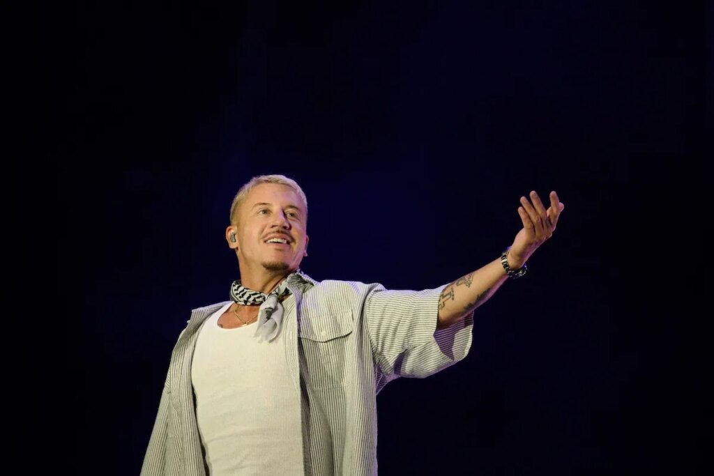 Macklemore Donating $1M In Ed Sheeran Tour Proceeds To Organizations For Palestine