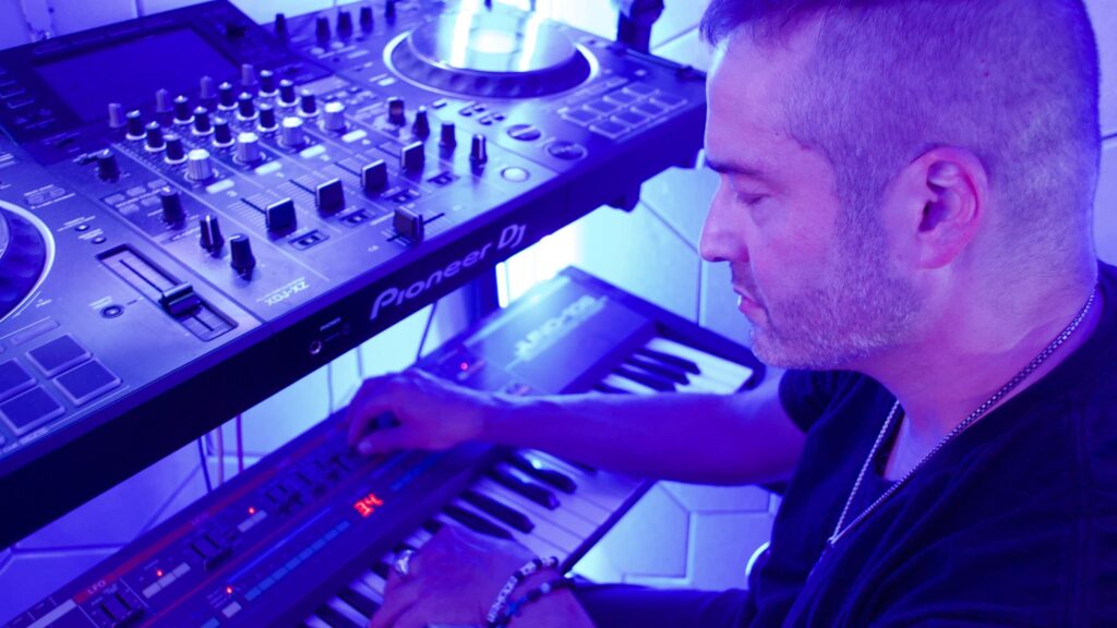 “I resent the way people talk about this technology as if it’s from the devil… The hypocrisy in the industry is insane”: House legend Todd Edwards on how AI has transformed his approach to sampling