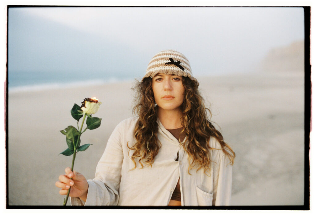 mokina’s ‘Fool’ Embraces The Romantic Unknown