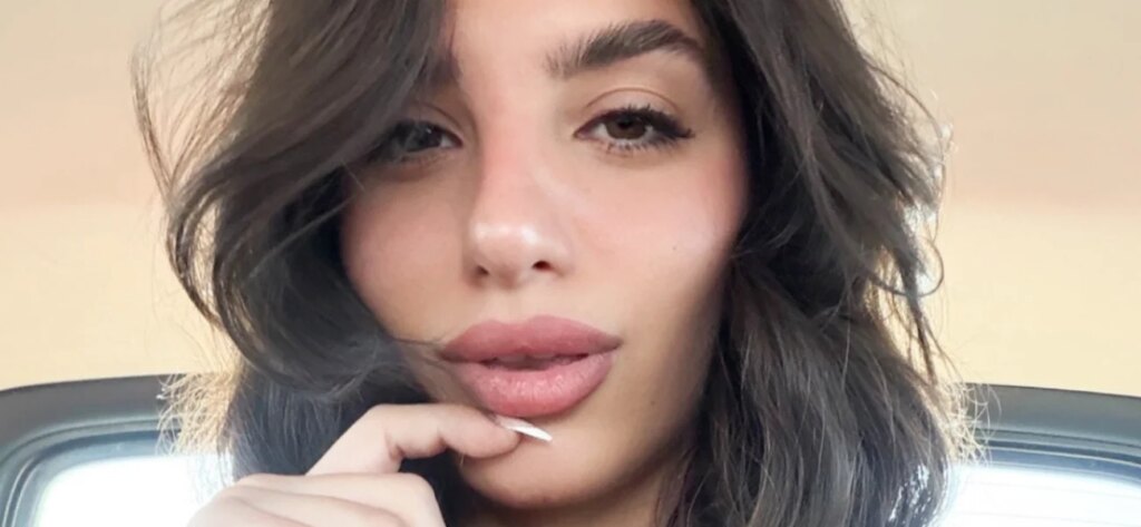 Ika D’Auria Without A Bra On Asks: ‘Do You Like This Lingerie?’