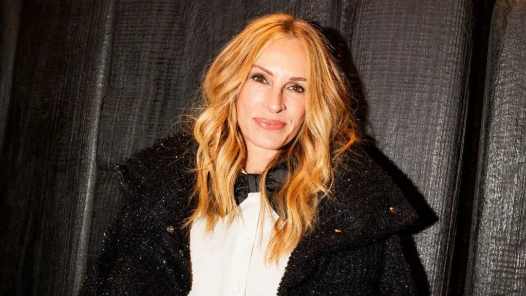 Julia Roberts Gives Her Signature Look a Bold, Playful Makeover With Latest Hair Transformation