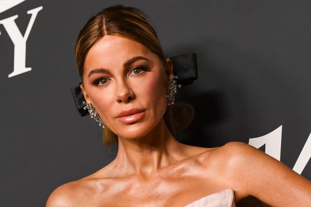 Kate Beckinsale sparks concern from fans as star says she 'gives up' in cryptic Instagram post