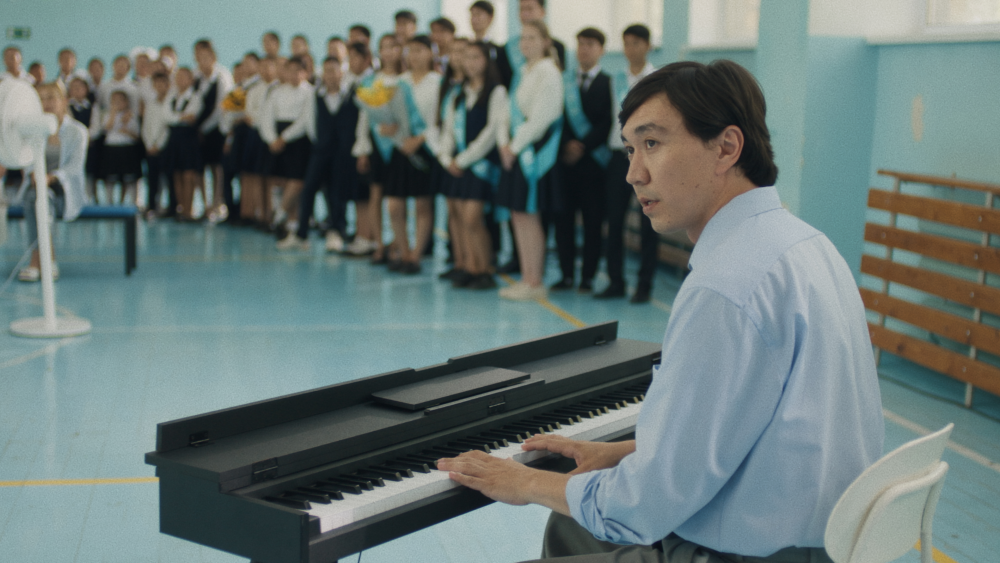 Kazakhstan’s ‘Mugalim’ by Ayana Nurdinova to Premiere in San Sebastián