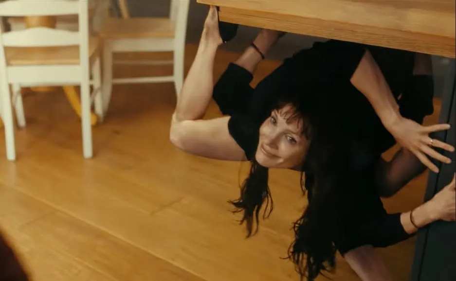 Jessica Chastain is a malevolent matriarch in trailer for Other Mommy
