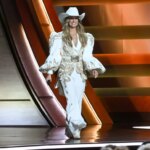 Lainey Wilson Set to Host 2026 CMA Awards