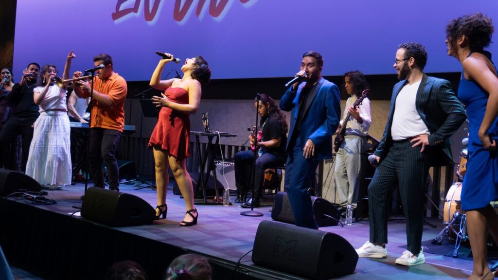 Photos: Robin de Jesús, Katerina McCrimmon and More In BILINGUAL BROADWAY EN VIVO at Lincoln Center