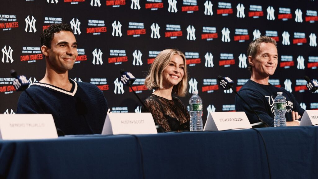 Photos/Video: DAMN YANKEES Reveals Broadway Return at Yankee Stadium