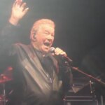 William Shatner Rocks Metallica’s “Enter Sandman” at Riot Fest at 95 Years Old — GeekTyrant