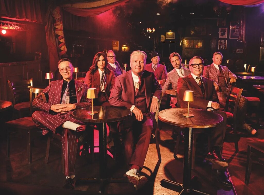Squeeze Cancel Virginia Show After Man Crushed To Death By Tour Bus