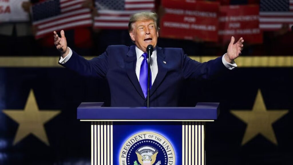 Trump Tells Midterm Voters to ‘Pretend’ He’s Running, Promises $5,000 if GOP Wins