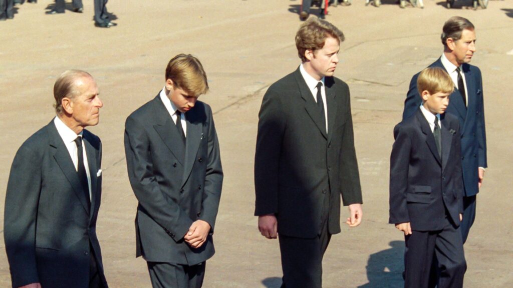 How Prince Philip “Overruled” King Charles at Diana’s Funeral