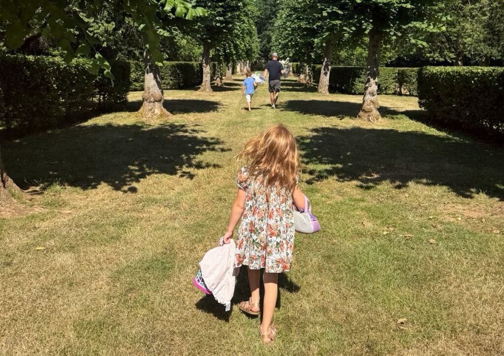 Duchess Meghan posted her first happy-family Instagram since the UK move