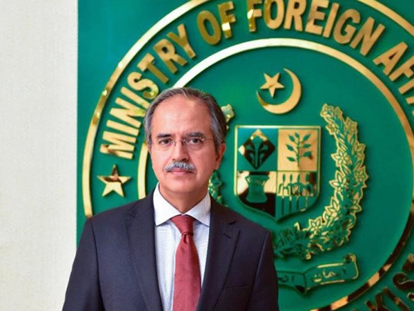 مکہ معاہدے میں ہم نے امن کے لیے اضافی ذمہ داری اٹھائی ہیں، عاصم افتخار