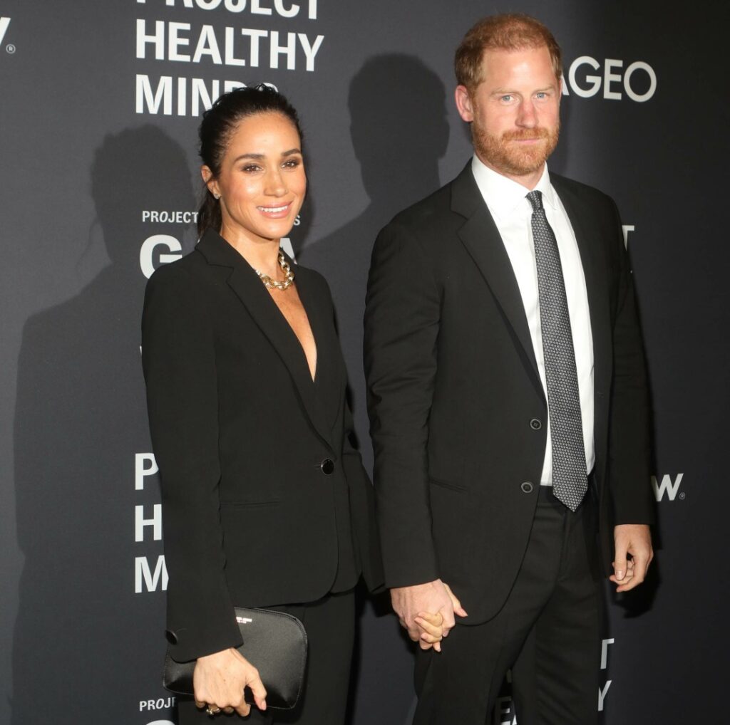 Parents are furious with the Sussexes’ reminder to not photograph Archie & Lili