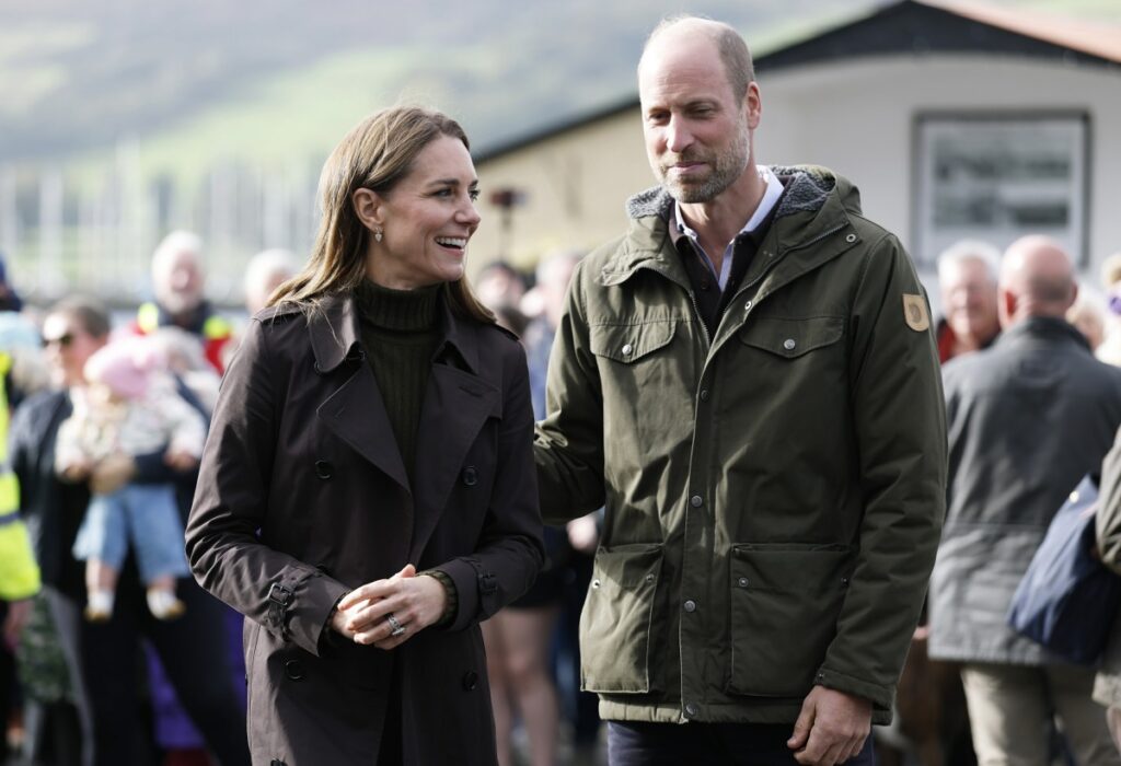 Prince William plans to ‘remove titles’ from the Sussex family & York princesses