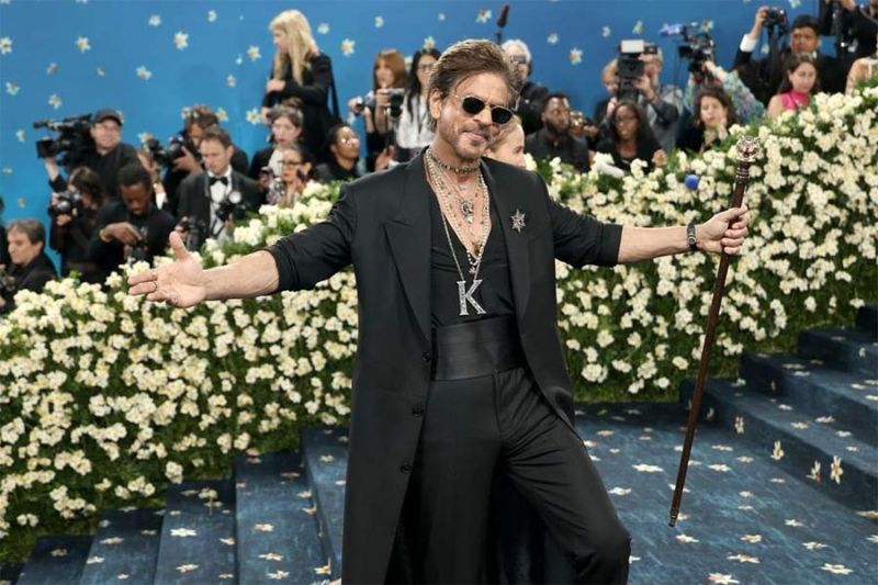 Bollywood Badshah dares Underworld | cinejosh.com
