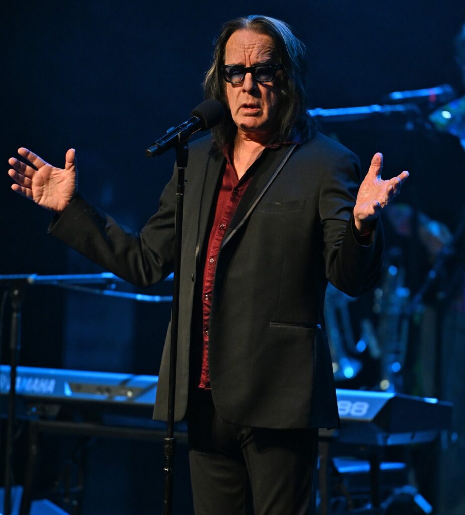 Todd Rundgren: Taylor Swift is not a great singer, songwriter or dancer