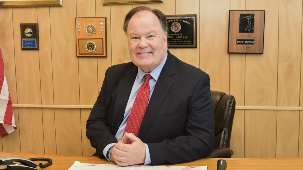 Dennis Haskins Dies at 75: ‘Saved by the Bell’ Actor Played Principal Belding | Just Jared