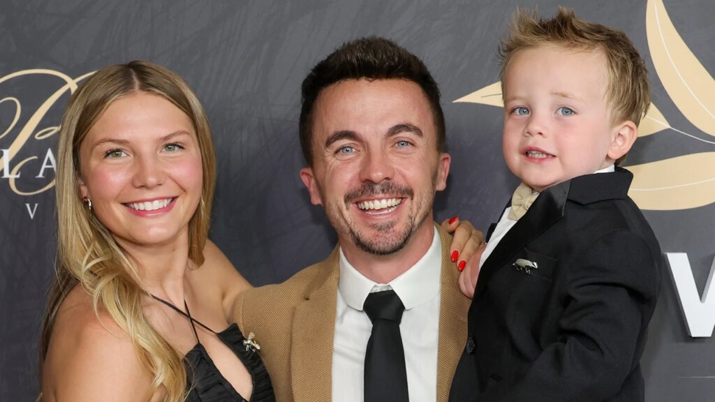 Frankie Muniz Reunites with Ex-Wife Paige Price for Son’s Soccer Game After ‘Rock Bottom’ Comments | Just Jared