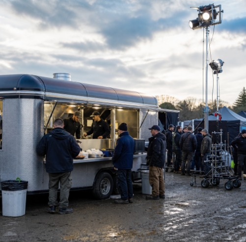 How Mobile Kitchen Trailers Keep Film and Event Crews Fed on Location – Film Daily