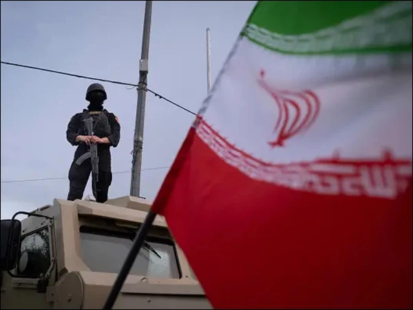 ایران دشمن کے کسی بھی غلط اقدام کا جواب دینے کیلیے تیار ہے، کمانڈر پاسدارانِ انقلاب