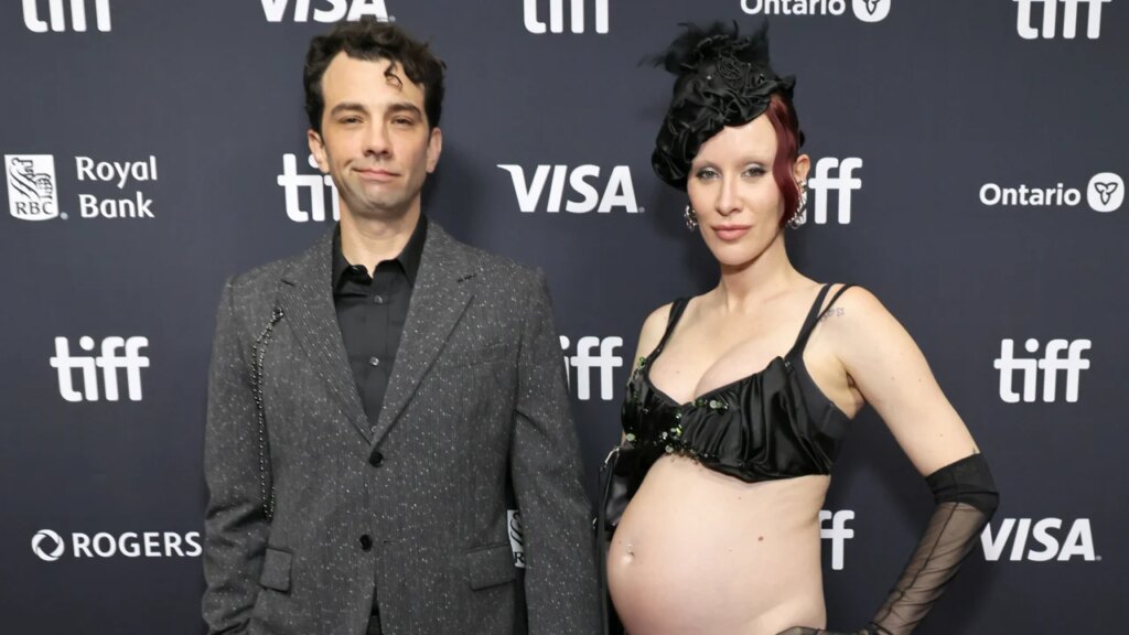 Jay Baruchel’s Wife Rebecca-Jo Dunham Is Pregnant, Reveals Baby Bump at ‘The Stunt Driver’ TIFF Premiere | Just Jared