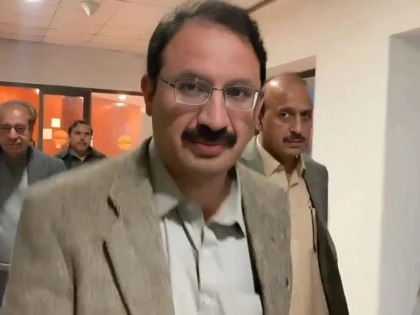 کوشش ہوگی کہ لانگ مارچ 4 اکتوبر سے آگے نہ جائے، جنید اکبر