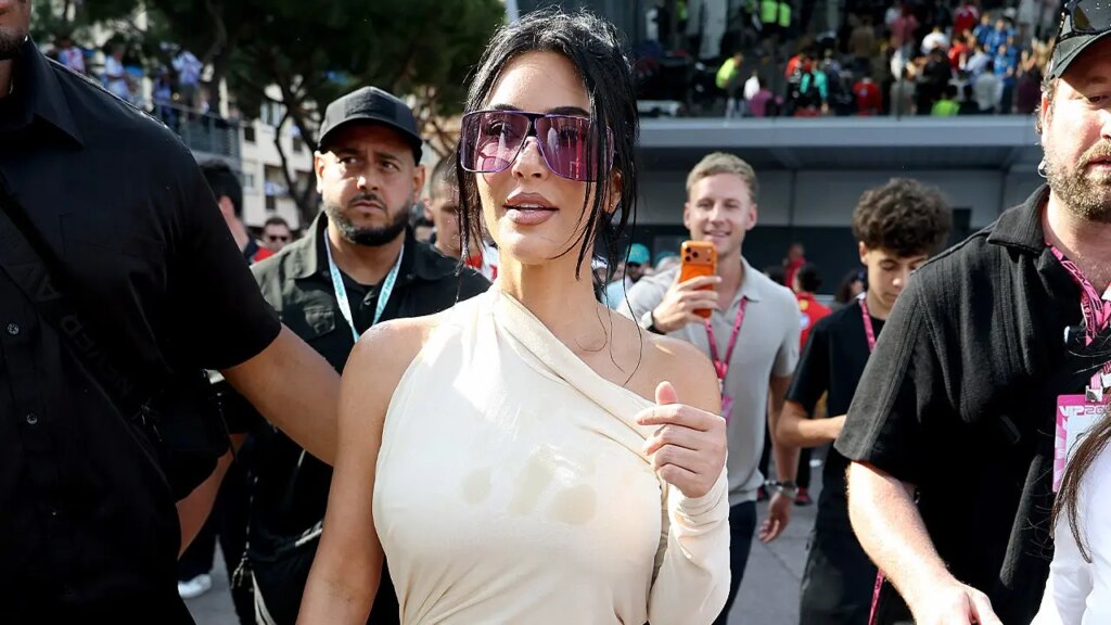 Kim Kardashian’s baseball mom reality show looks absolutely full of fireworks, Collinsworth shines & $1 beers