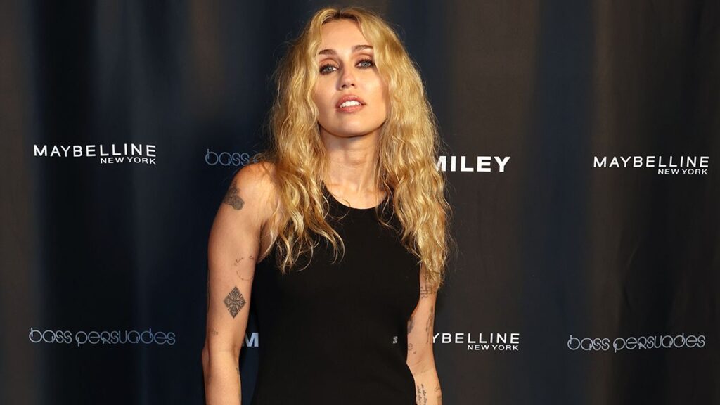 “Every time I do it I’m like, ‘Damn, I do like to listen to this song over and over and over again, and it’s because I threw a random chord in the final chorus’”: Miley Cyrus on the bulletproof songwriting trick she learned from Max Martin
