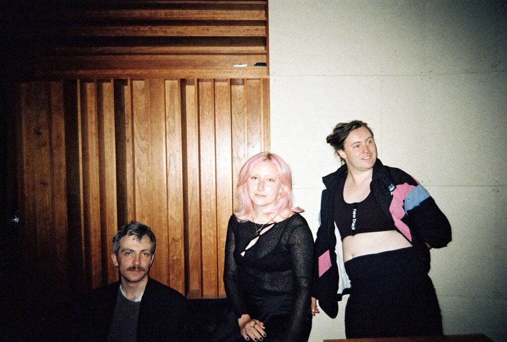 M(h)aol Share New Single “Scam Manifesto”: Listen