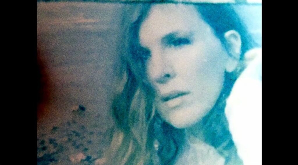 Watch Reb Fountain’s New Video For ‘Beautiful Lie’