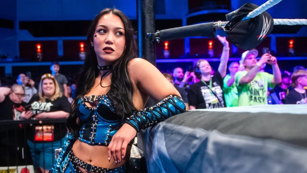 WWE star Roxanne Perez reminds fans to respect wrestlers’ boundaries while on the road: ‘We are just humans’