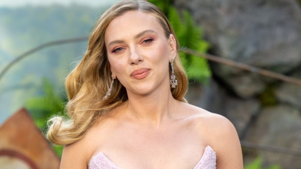 Netflix Reveals New Look at Scarlett Johansson Sci-Fi Action Film 30 Years in the Making