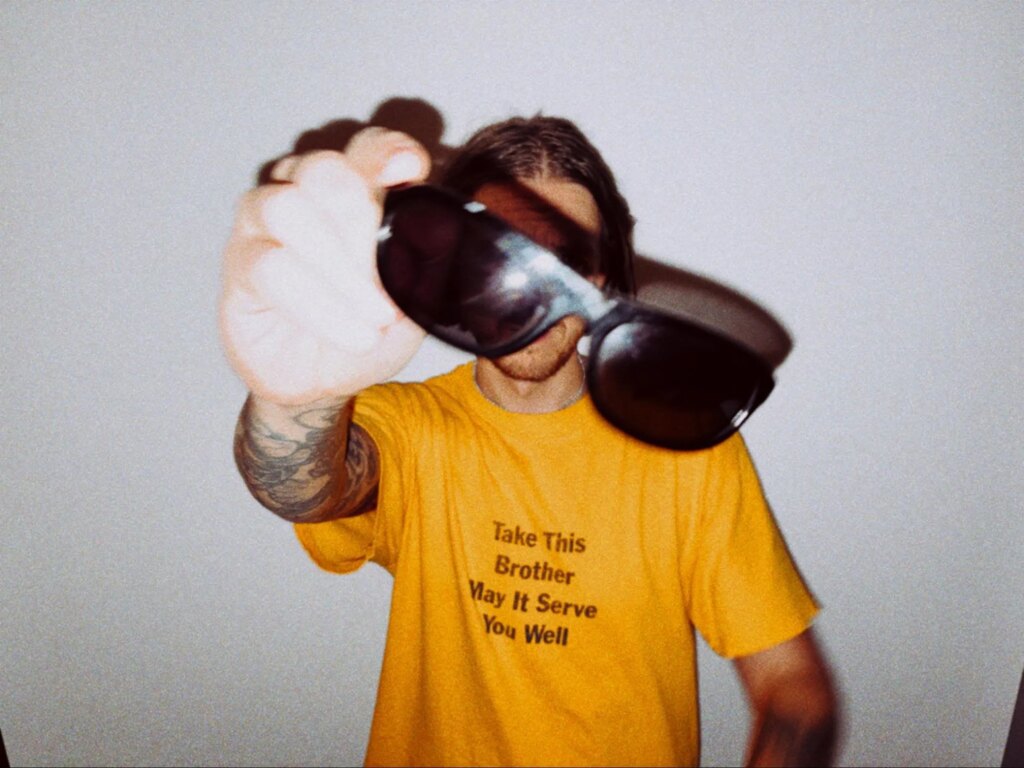 Dazy – “Ugly”