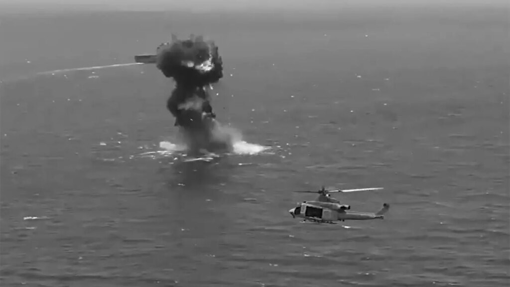 US sinks another ‘floating refueling station’ involved with Los Choneros
