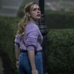Netflix’s Near-Perfect 9-Part Gothic Thriller Is So Good You’ll Finish in One Weekend
