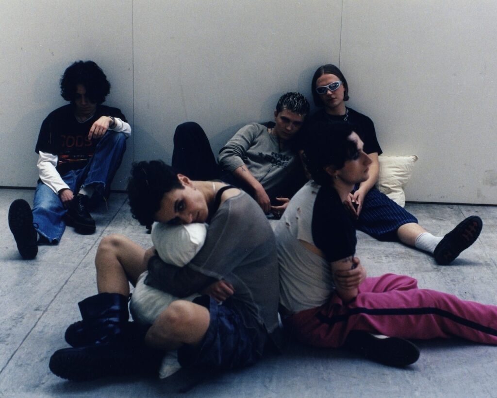 walt disco Channel Their Urgent Hunger On ‘Don’t Do This Alone’ | News