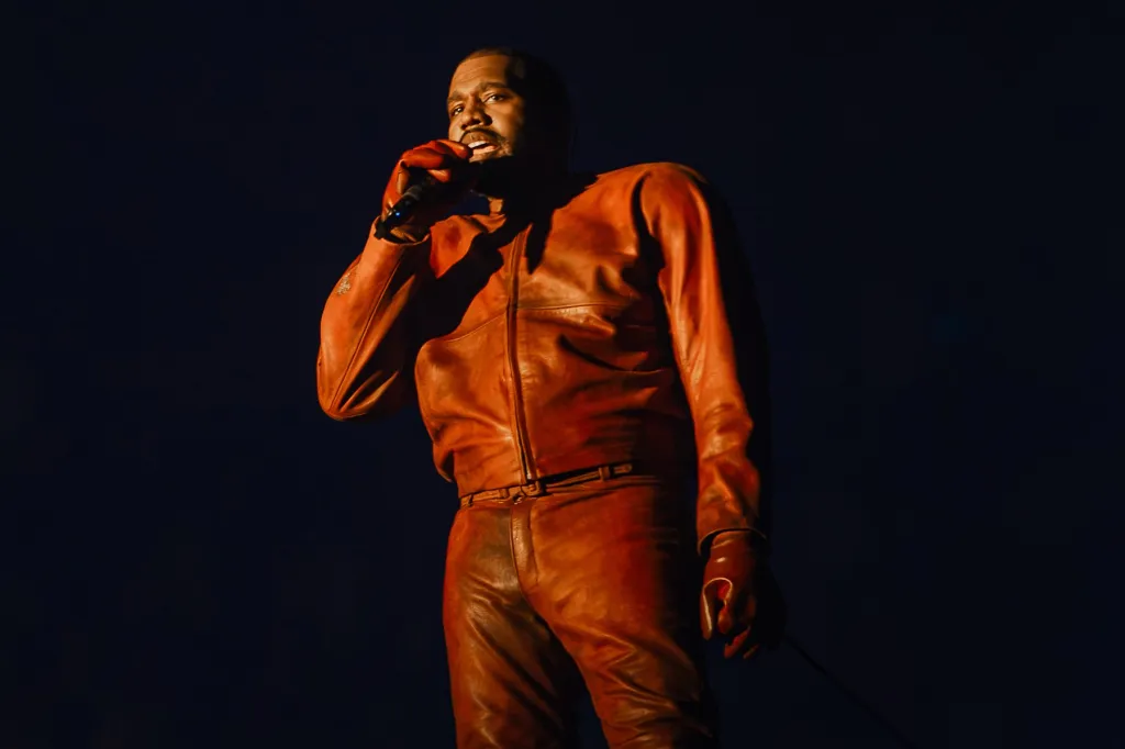 Kanye West’s Chicago Homecoming: Best Moments From Night 2